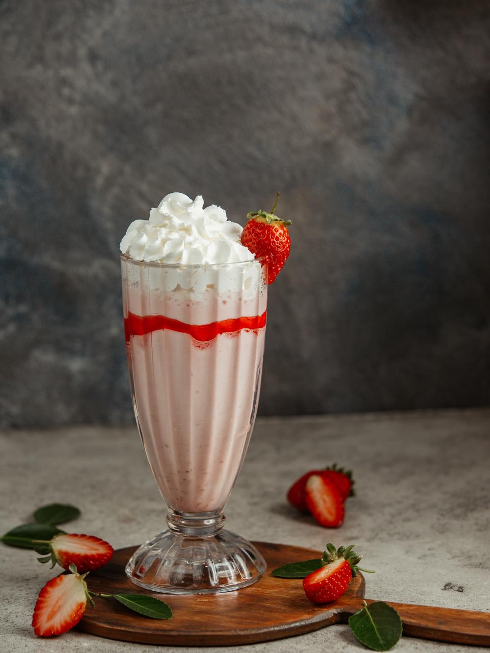 SHAKE DE MORANGO TRADICIONAL